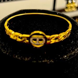 Christian Dior let me make you shine